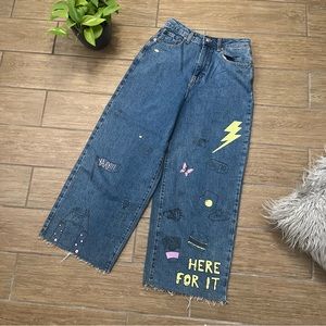 Wild Fable Women's Highest Rise Wide Leg Ankle Doodle Graffiti Jeans Size 6/28